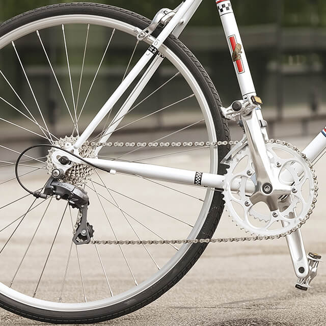 Détail équipements Shimano vélo de route vintage Peugeot Legend LR01