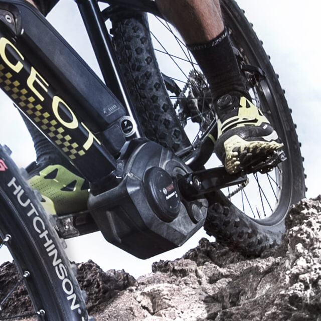 Détail moteur Bosch Performance CX du VTT eM02 27.5+ SLX 10 Peugeot