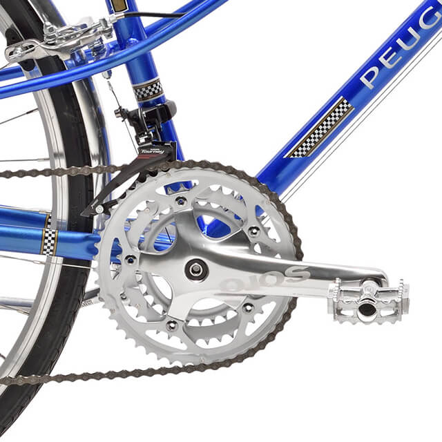 Détail pédalier vélo de ville vintage Peugeot Legend LC01 D7+
