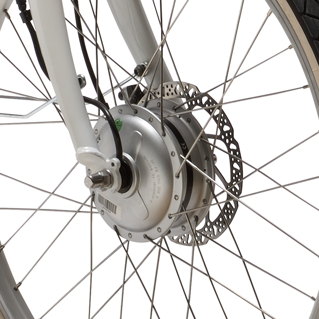 Détail du frein à disque avant du vélo rétro à assistance électrique Peugeot eLC01