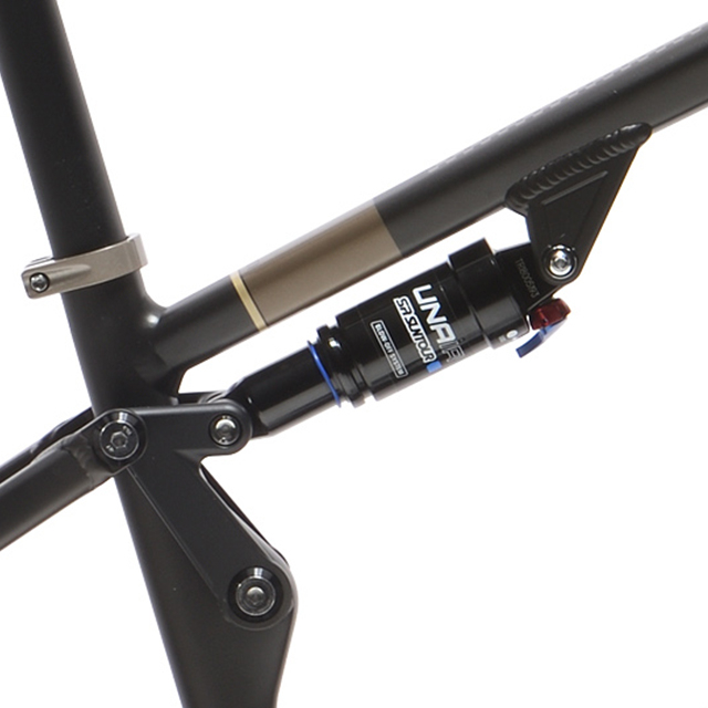 Vue détaillée suspension vtc électrique Peugeot eT01FS Sport Powertube