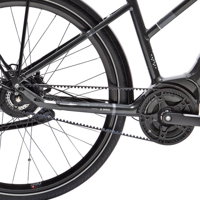 Détail courroie du VTC mixte électrique Peugeot eT01 Powertube