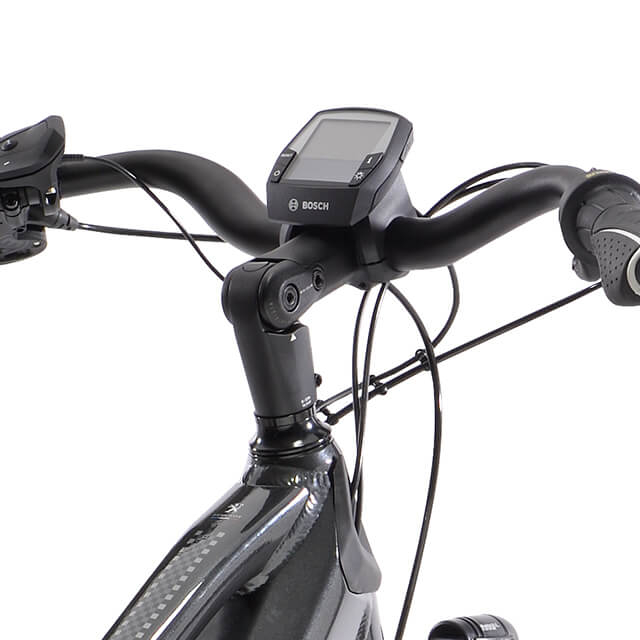 Détail écran du VTC mixte électrique Peugeot eT01 Powertube